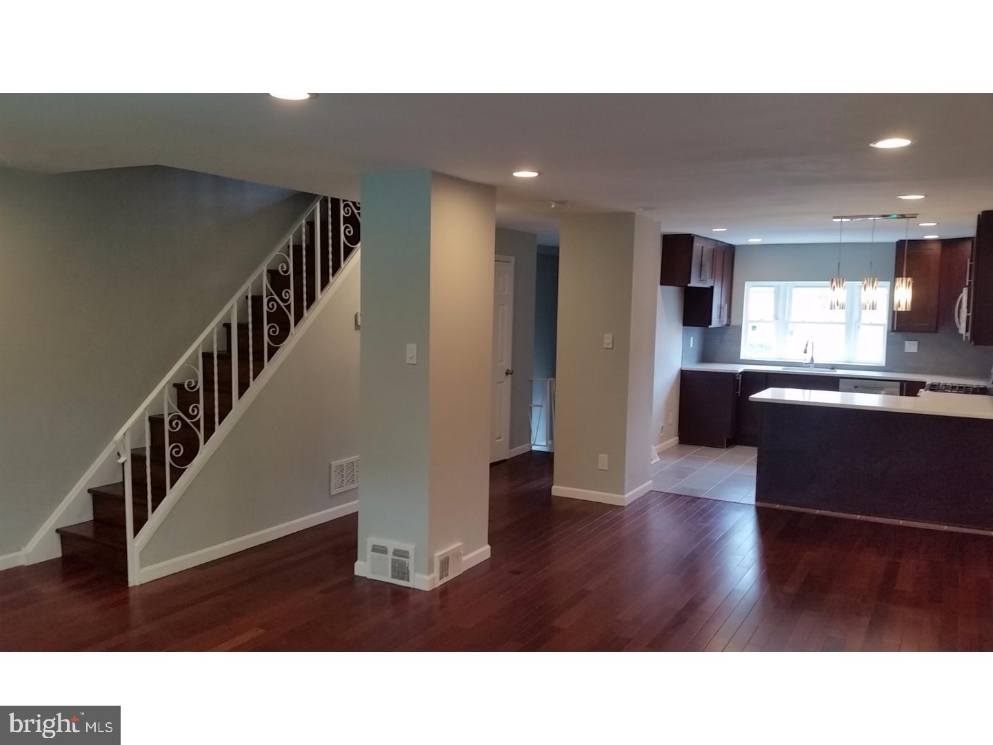 3324 Fairdale Road Philadelphia, PA 19154 - Photo 2 of 10