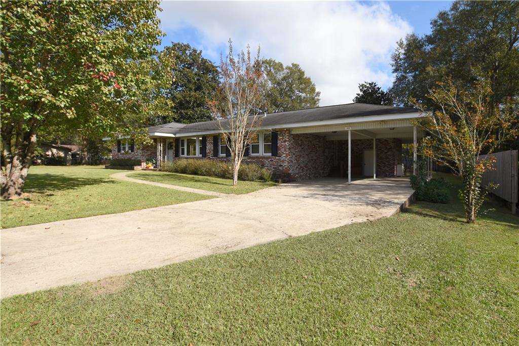 214 Cedar Road Bogalusa, LA 70427 - Photo 3 of 16 Gallery Image 3