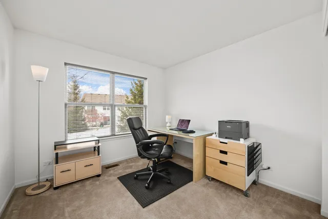 $250,000 | 1246 Chesterton Drive, Unit 2, Volo, IL 60020