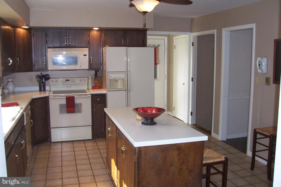 780 Schwanger Road Elizabethtown, PA 17022 - Photo 8 of 12