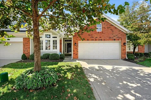 $480,000 | 153 Vonbehren Drive, Chesterfield, MO 63005