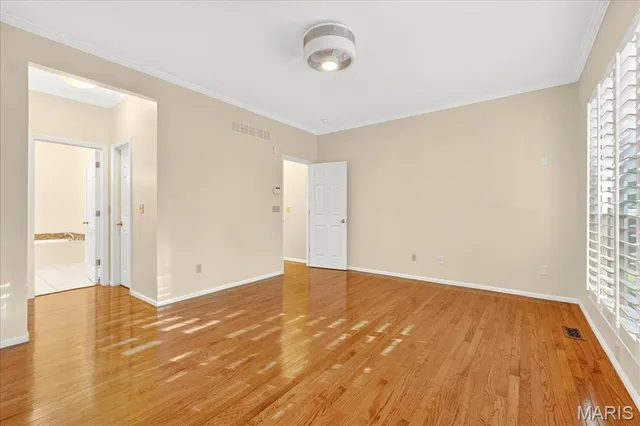 $470,000 | 153 Vonbehren Drive, Chesterfield, MO 63005