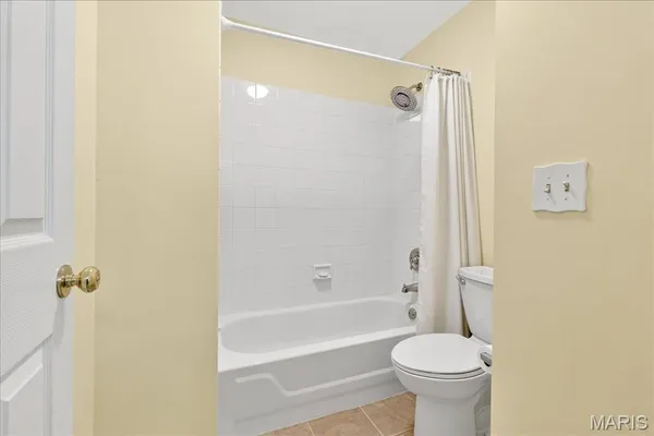 $470,000 | 153 Vonbehren Drive, Chesterfield, MO 63005