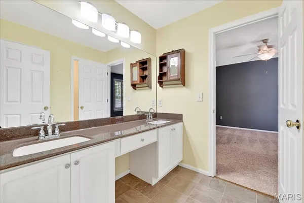 $470,000 | 153 Vonbehren Drive, Chesterfield, MO 63005