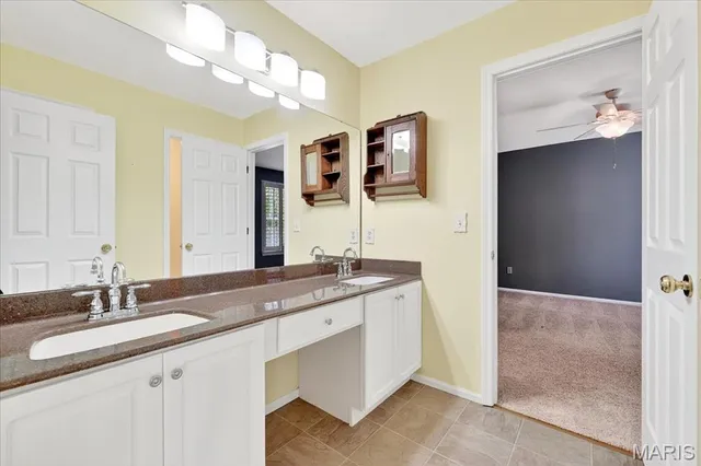 $470,000 | 153 Vonbehren Drive, Chesterfield, MO 63005