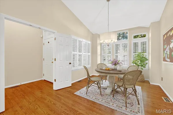 $470,000 | 153 Vonbehren Drive, Chesterfield, MO 63005