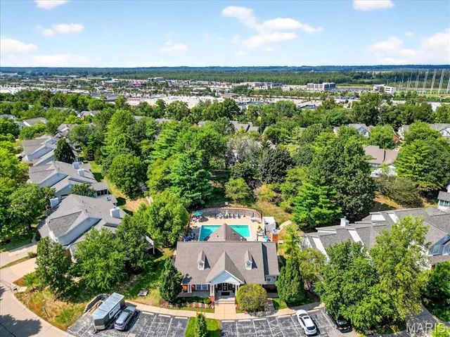 $480,000 | 153 Vonbehren Drive, Chesterfield, MO 63005