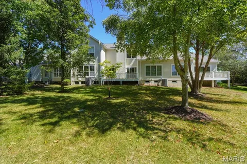 $480,000 | 153 Vonbehren Drive, Chesterfield, MO 63005