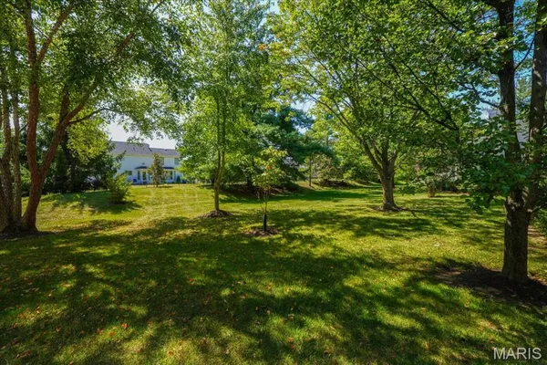 $470,000 | 153 Vonbehren Drive, Chesterfield, MO 63005