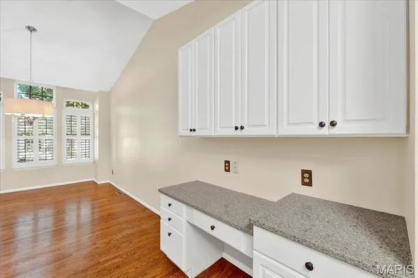 $470,000 | 153 Vonbehren Drive, Chesterfield, MO 63005