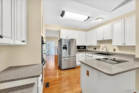 $480,000 | 153 Vonbehren Drive, Chesterfield, MO 63005
