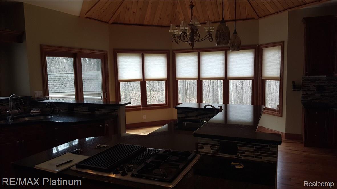 522 Timbermill Lane Howell, MI 48843 - Photo 29 of 29 Large Granite Island Kitchen