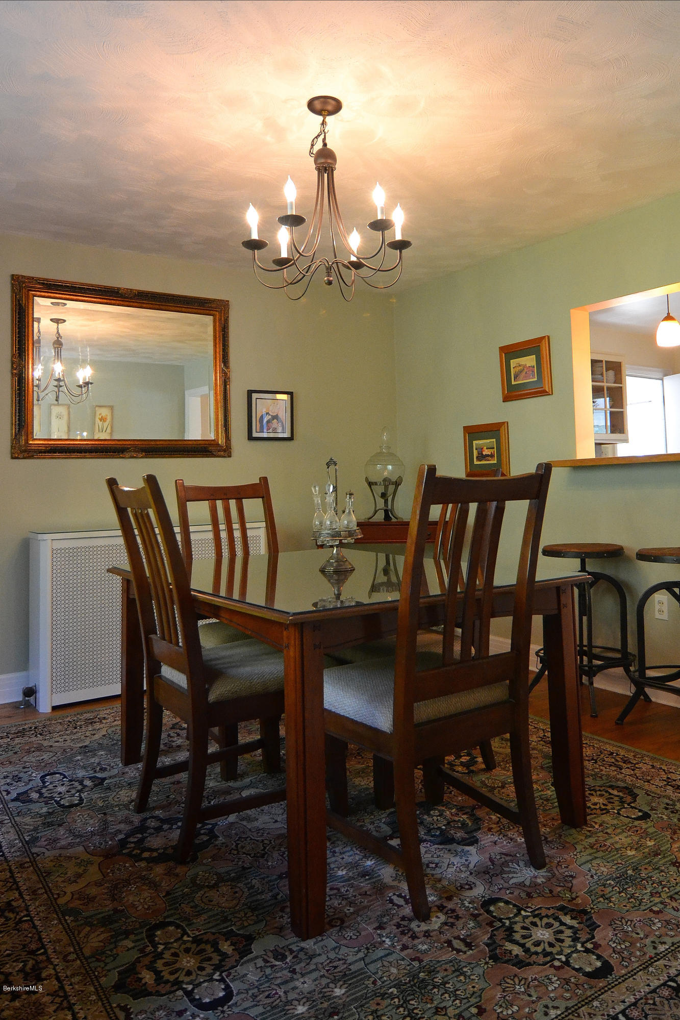 36 Valentine Road Pittsfield, MA 01201 - Photo 12 of 30 Dining room