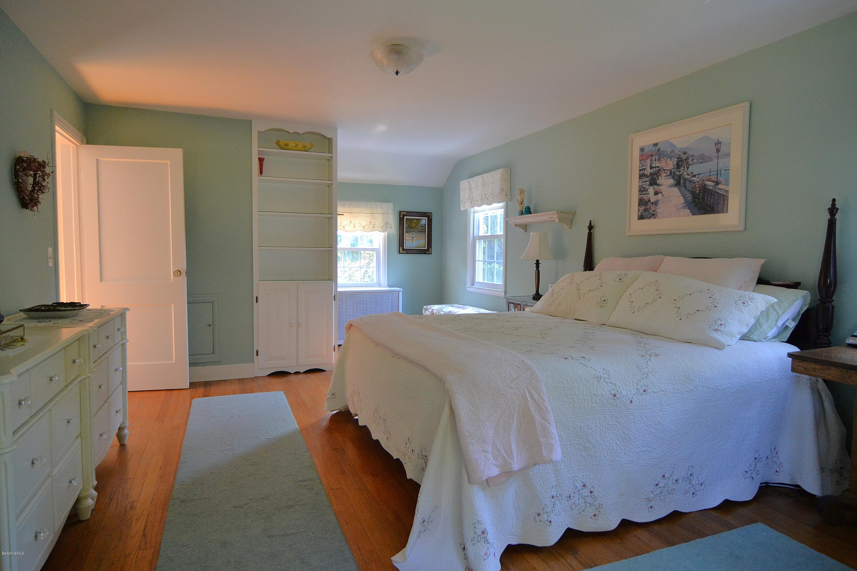 36 Valentine Road Pittsfield, MA 01201 - Photo 19 of 30 Master bedroom