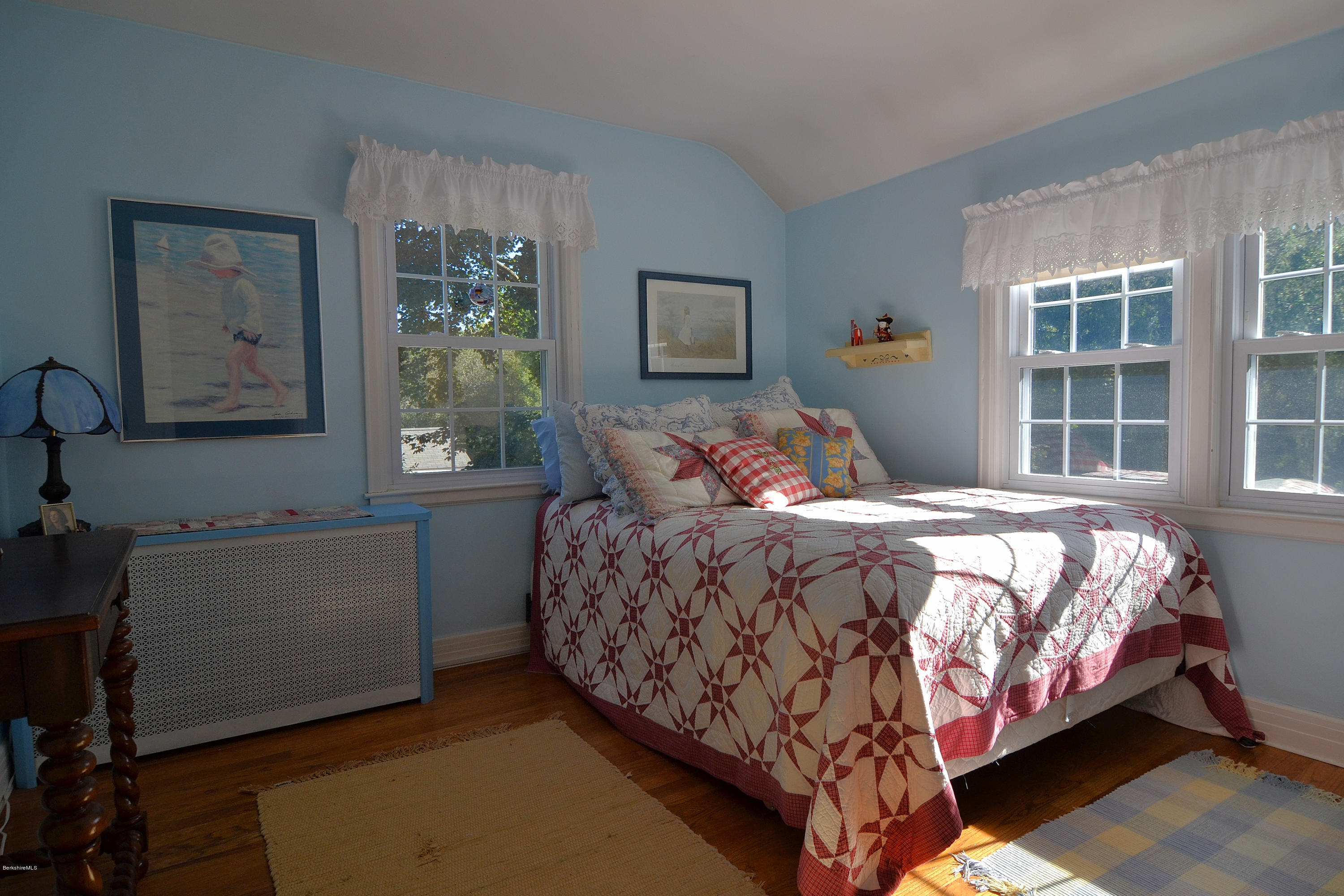 36 Valentine Road Pittsfield, MA 01201 - Photo 21 of 30 2nd bedroom
