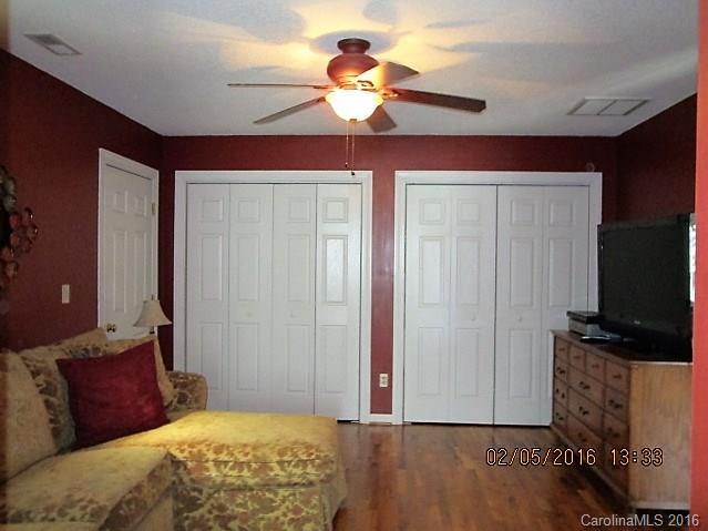 1370 Bethlehem School Road Hickory, NC 28601 - Photo 20 of 23 Gallery Image 20