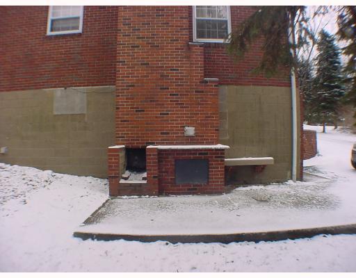 5735 Meridian Road Gibsonia, PA 15044 - Photo 17 of 18 Exterior Back.
