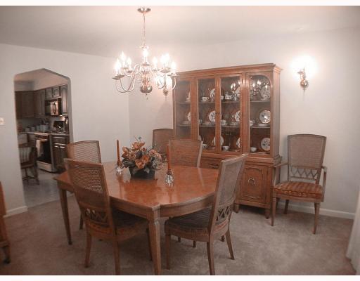 5735 Meridian Road Gibsonia, PA 15044 - Photo 4 of 18 Dining Room.