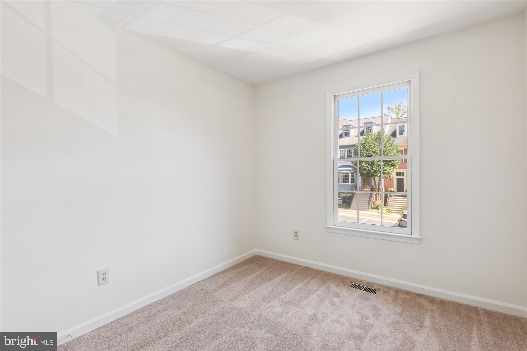 8840 Eagle Rock Lane Springfield, VA 22153 - Photo 36 of 52 an empty room with a window