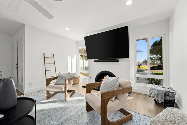 $1,175,000 | 1913 West Adams Street, Santa Ana, CA 92704