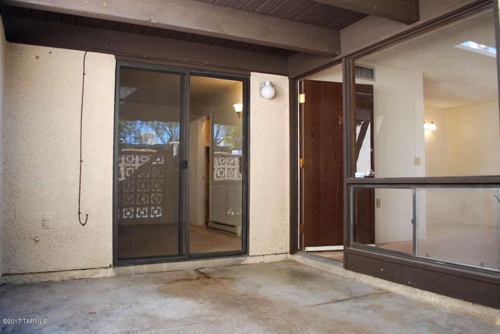 3561 East Flower Street Tucson, AZ 85716 - Photo 3 of 22