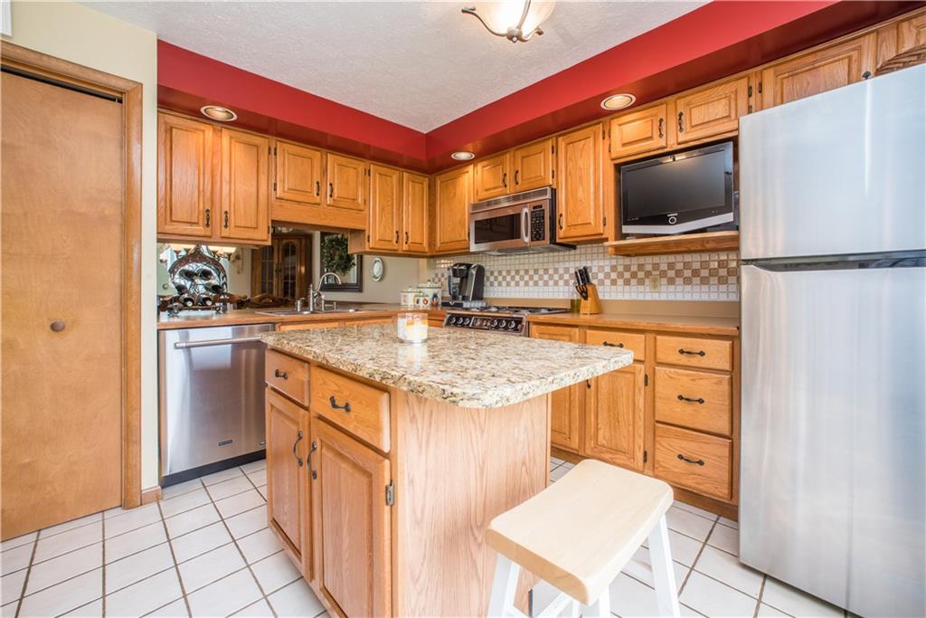 513 Soose Road Pittsburgh, PA 15209 - Photo 9 of 25 Gallery Image 9