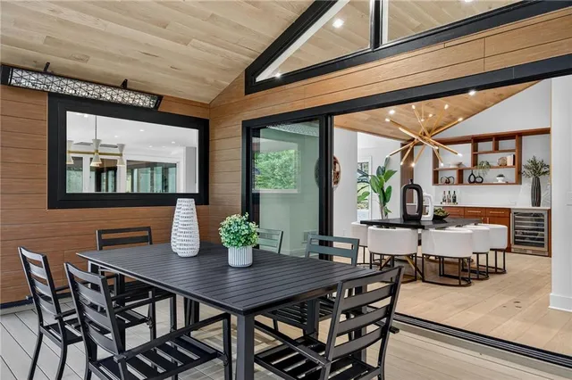 $2,850,000 | 585 Amberidge Trail Northwest, Atlanta, GA 30328