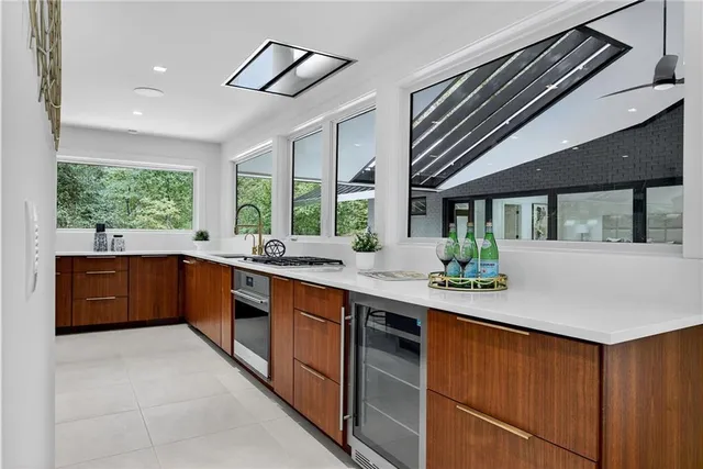 $2,850,000 | 585 Amberidge Trail Northwest, Atlanta, GA 30328