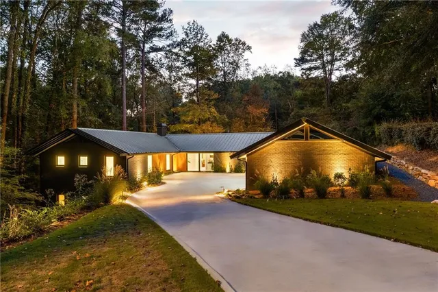 $2,850,000 | 585 Amberidge Trail Northwest, Atlanta, GA 30328