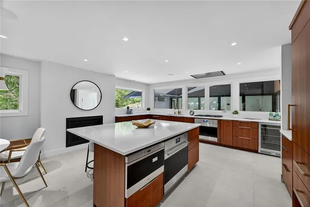 $2,850,000 | 585 Amberidge Trail Northwest, Atlanta, GA 30328