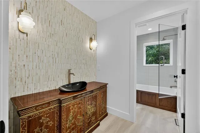 $2,850,000 | 585 Amberidge Trail Northwest, Atlanta, GA 30328