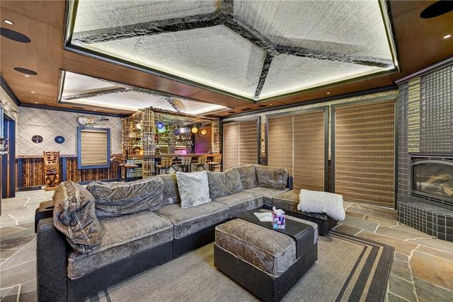 $2,850,000 | 585 Amberidge Trail Northwest, Atlanta, GA 30328