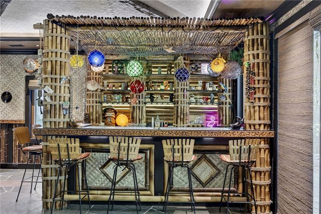 $2,850,000 | 585 Amberidge Trail Northwest, Atlanta, GA 30328