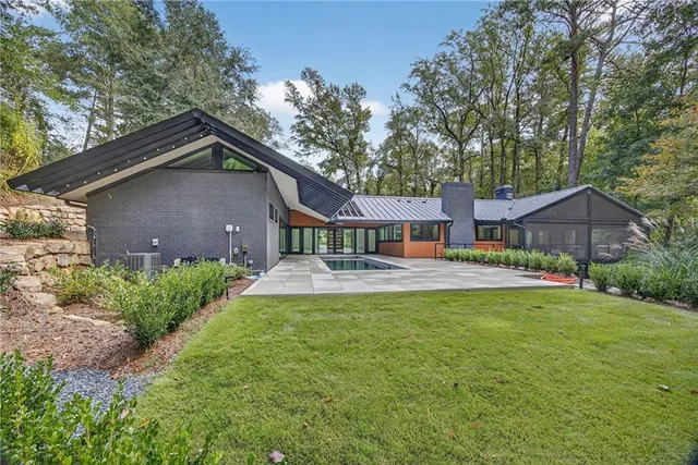 $2,850,000 | 585 Amberidge Trail Northwest, Atlanta, GA 30328