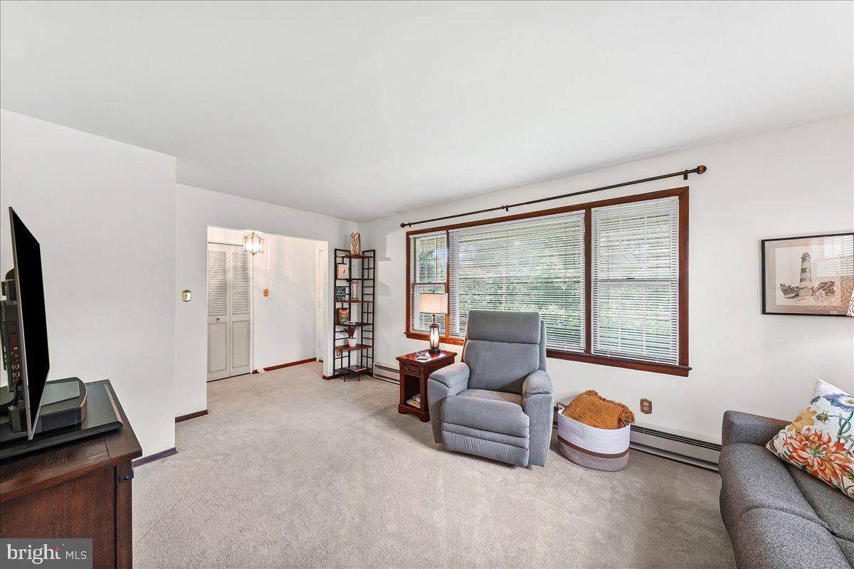 207 West Woodview Road West Grove, PA 19390 - Photo 13 of 34