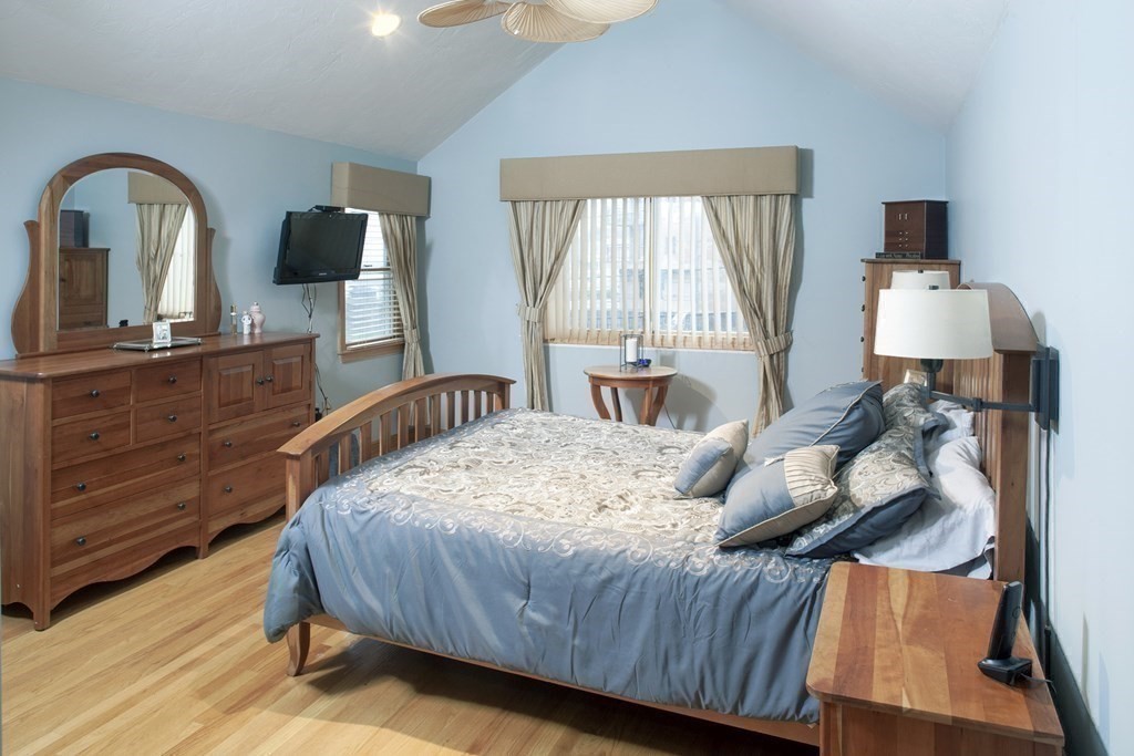 12 Atherton Road Hull, MA 02045 - Photo 9 of 17 Gallery Image 9