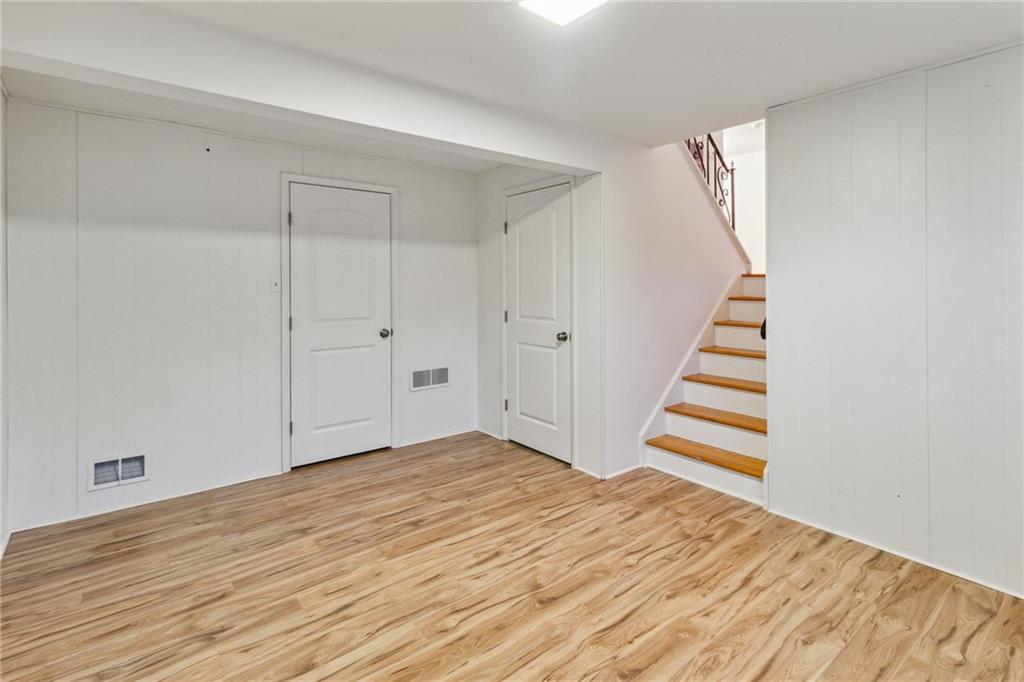 226 Wyngate Road Coraopolis, PA 15108 - Photo 26 of 32 Gallery Image 26