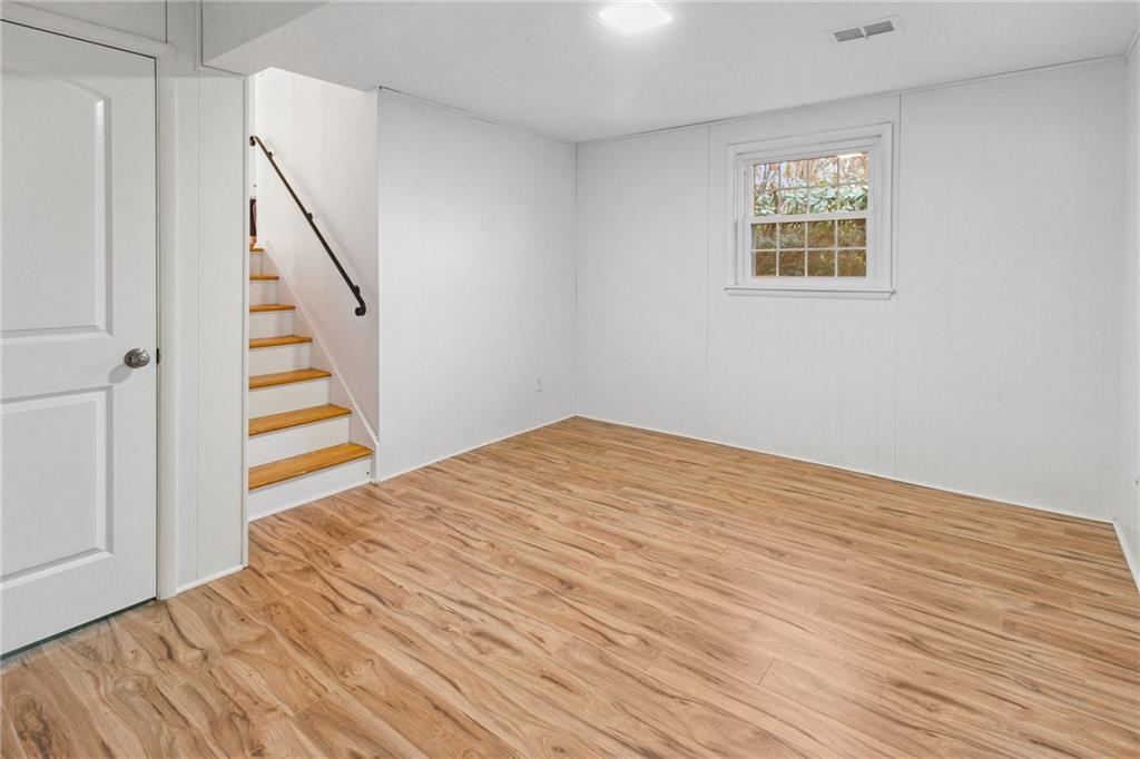 226 Wyngate Road Coraopolis, PA 15108 - Photo 27 of 32 Gallery Image 27