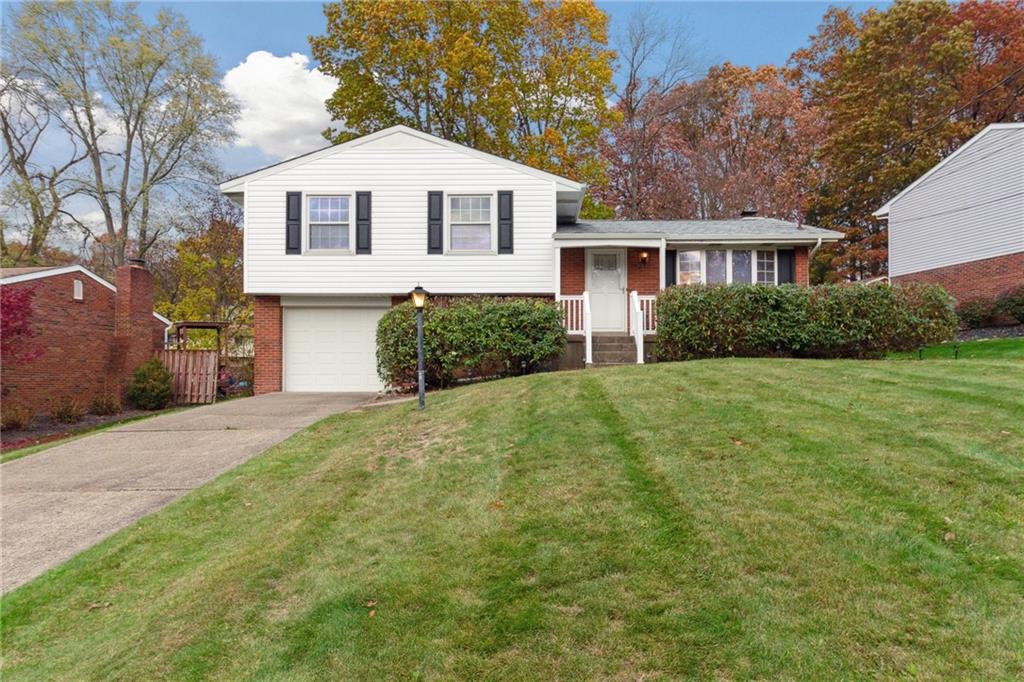 226 Wyngate Road Coraopolis, PA 15108 - Photo 4 of 32 Gallery Image 4
