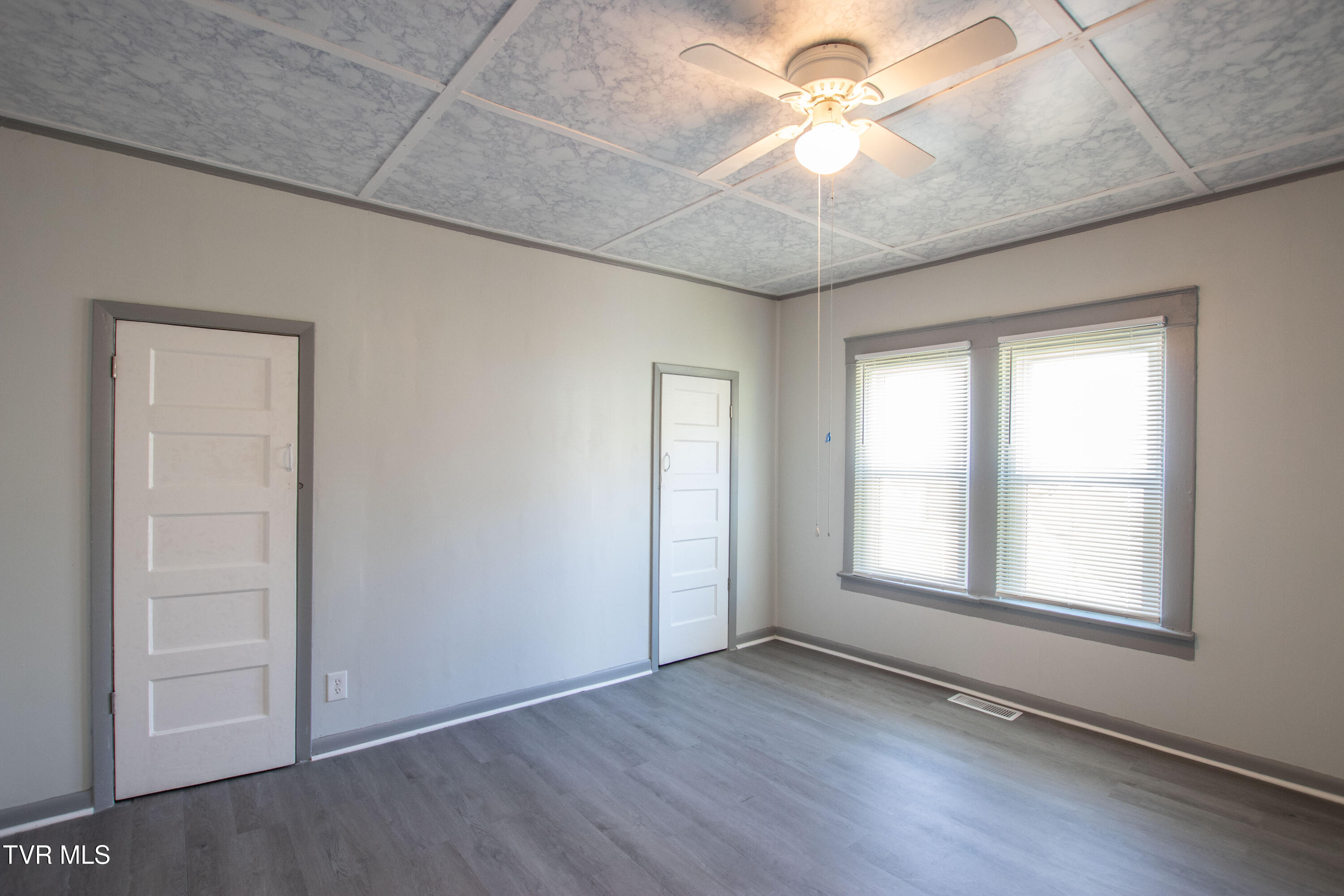 1826 Pittstown Road Bristol, VA 24201 - Photo 26 of 41 Bedroom 2