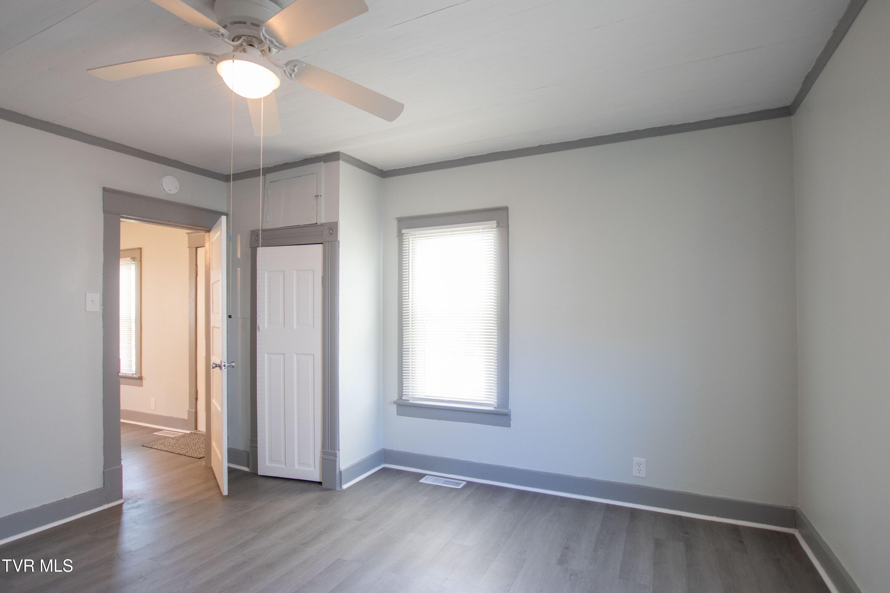 1826 Pittstown Road Bristol, VA 24201 - Photo 34 of 41 Bedroom 1