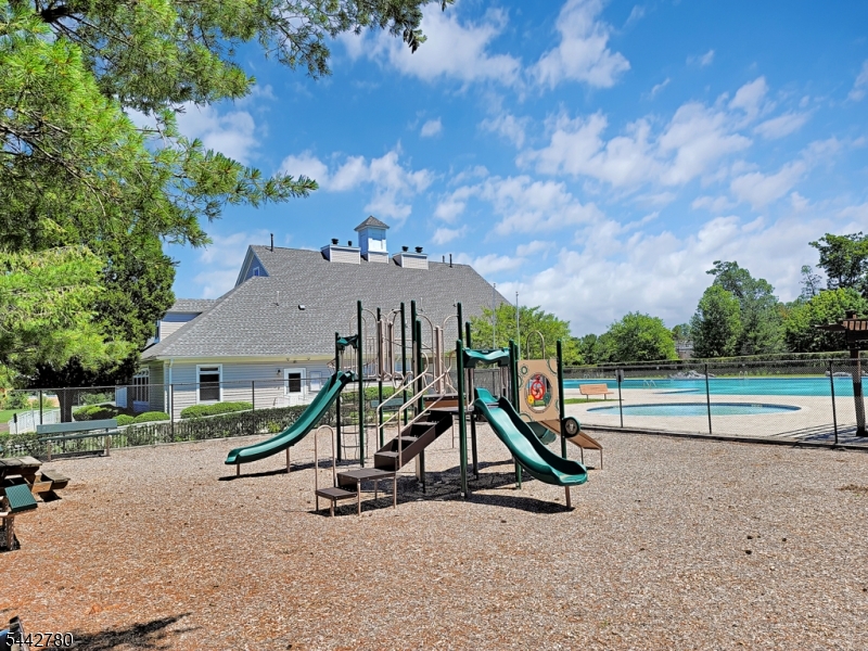 34 High Pond Lane Bedminster, NJ 07921 - Photo 20 of 26