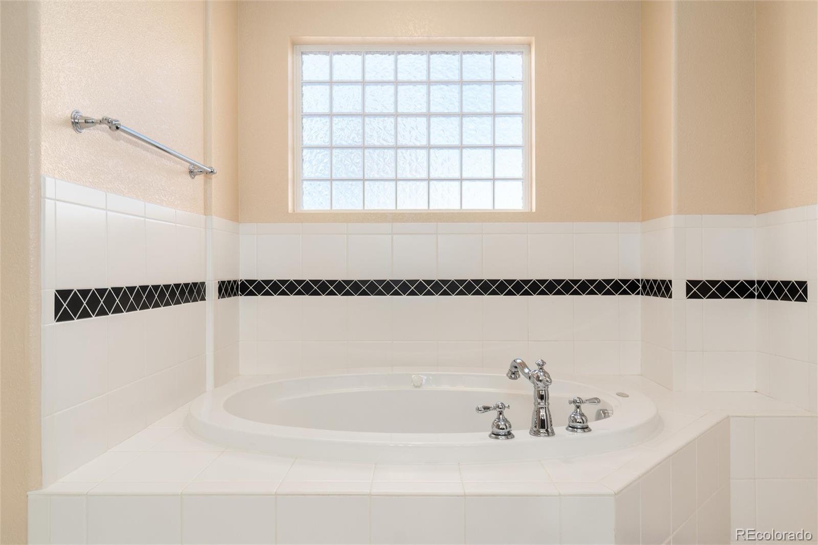 1120 Antelope Drive West Bennett, CO 80102 - Photo 21 of 50