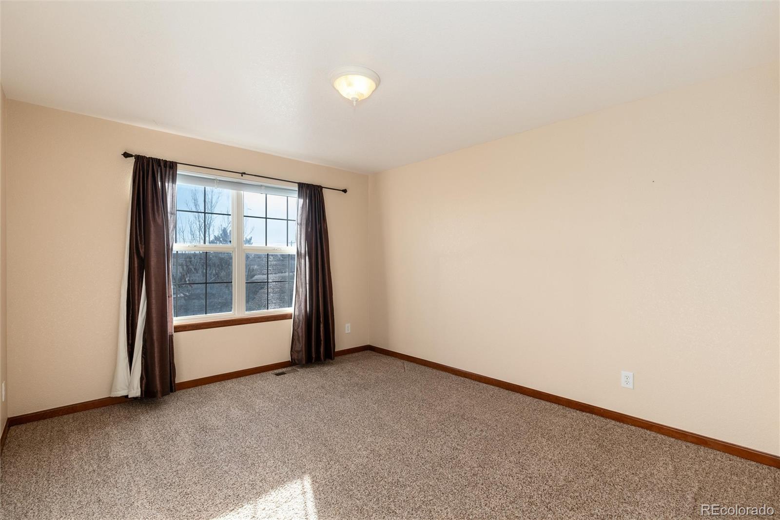 1120 Antelope Drive West Bennett, CO 80102 - Photo 24 of 50