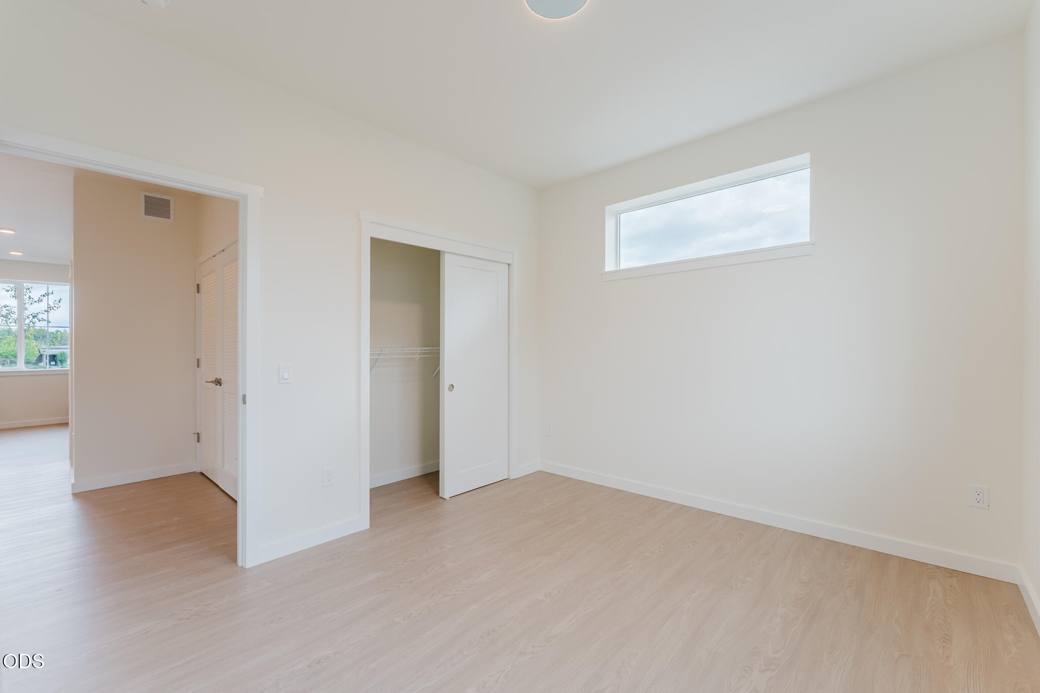 189 Northwest 17th Street, Unit 100 Redmond, OR 97756 - Photo 15 of 21