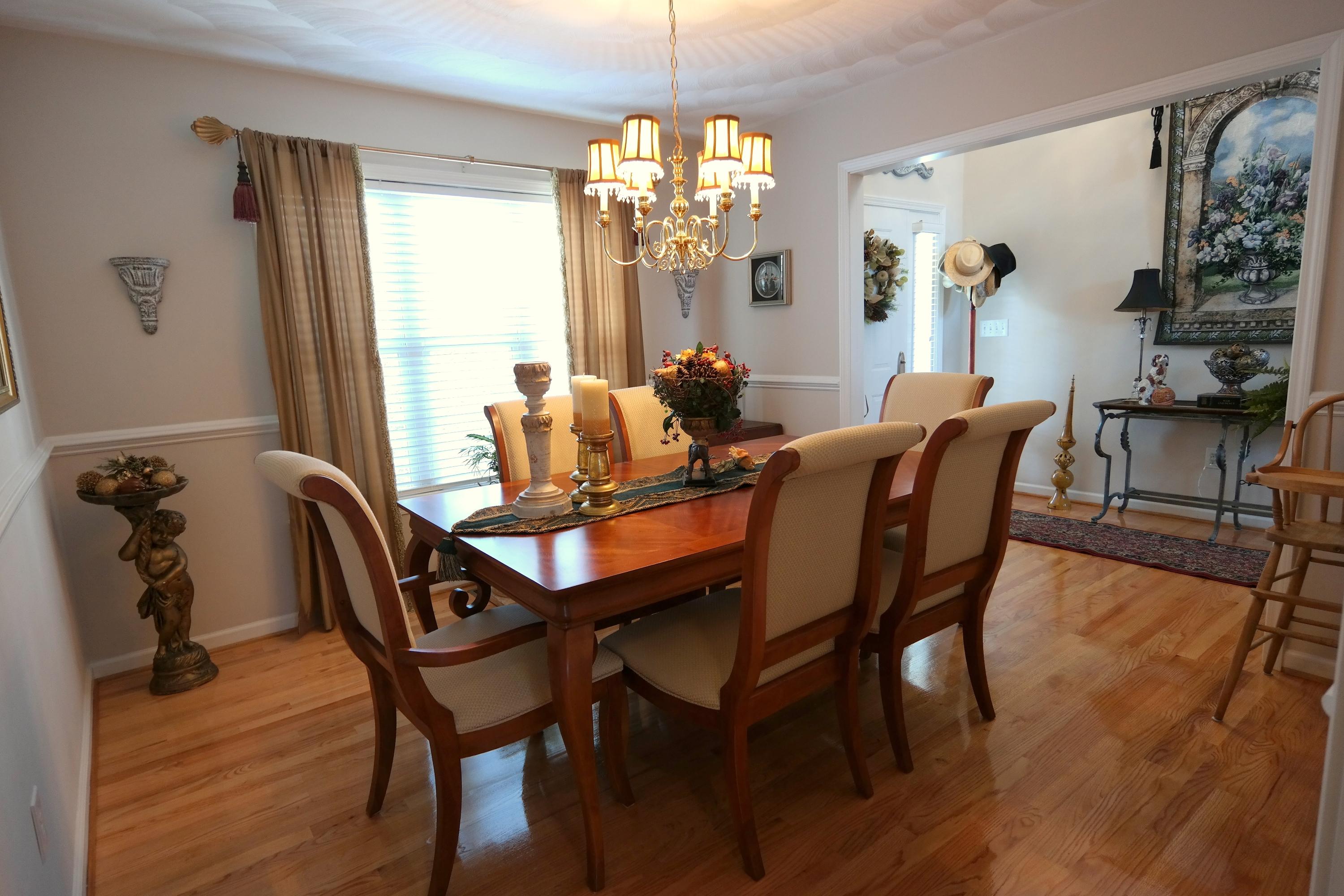 230 Eagle Ridge Roanoke, VA 24012 - Photo 14 of 35 Dining Room
