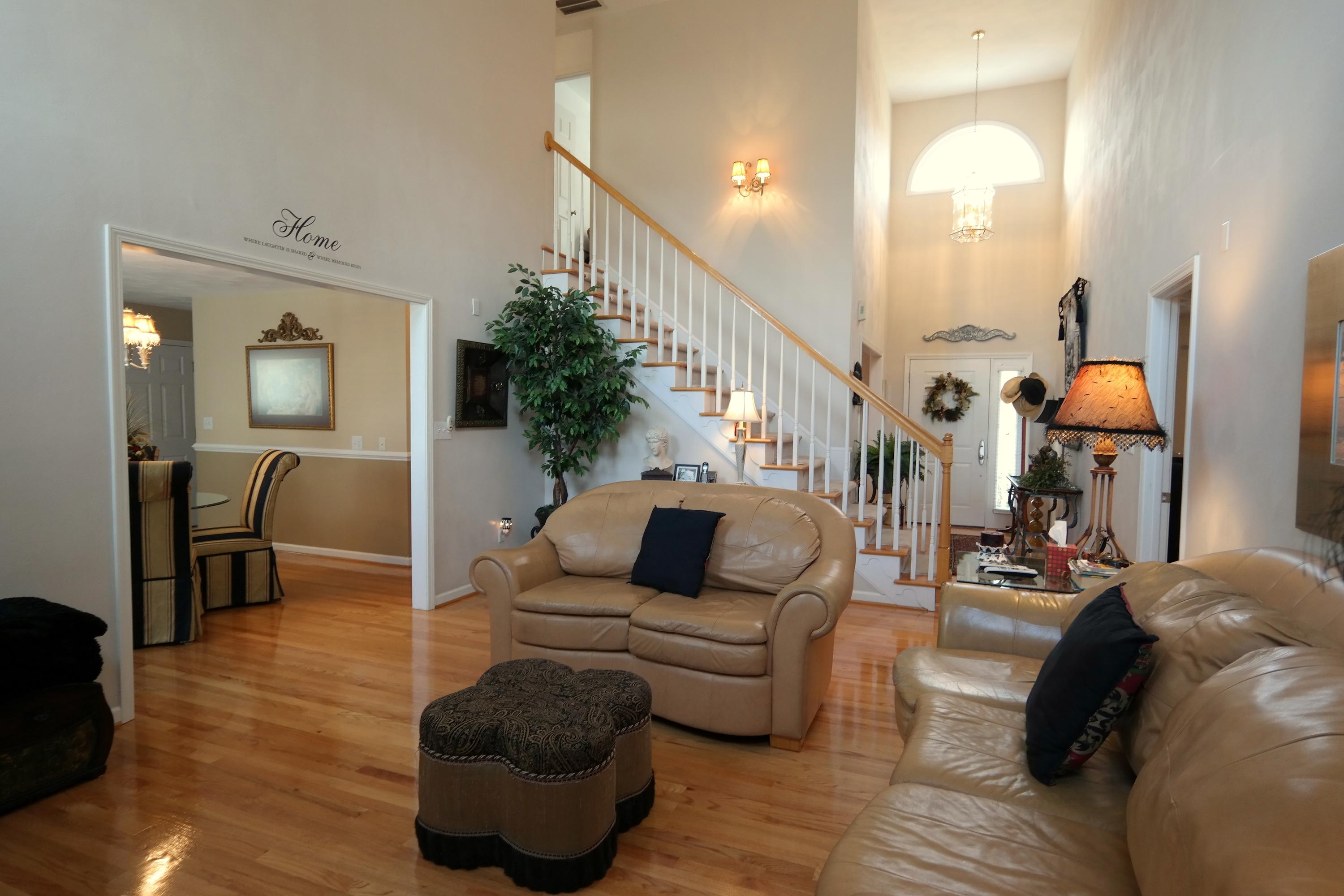 230 Eagle Ridge Roanoke, VA 24012 - Photo 5 of 35 Great Room