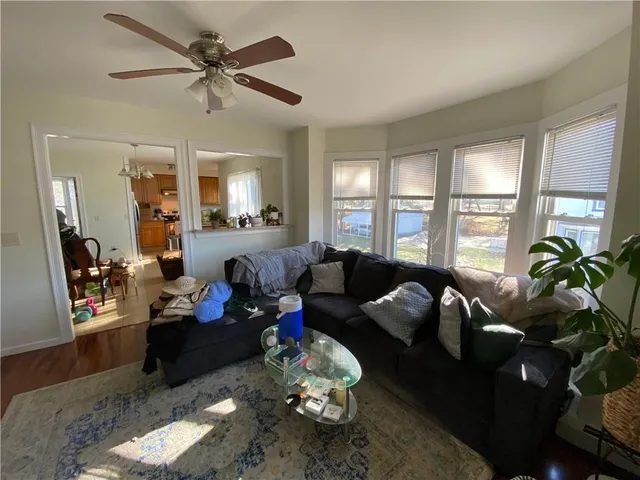 $2,000 | 28 Chester Avenue, Unit 2, Westerly, RI 02891