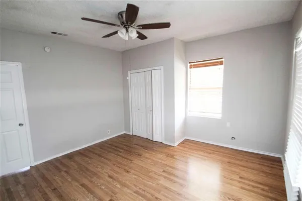 $1,550 | 923 South Wine Street, Gainesville, TX 76240