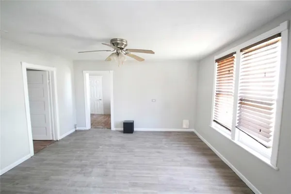 $1,550 | 923 South Wine Street, Gainesville, TX 76240